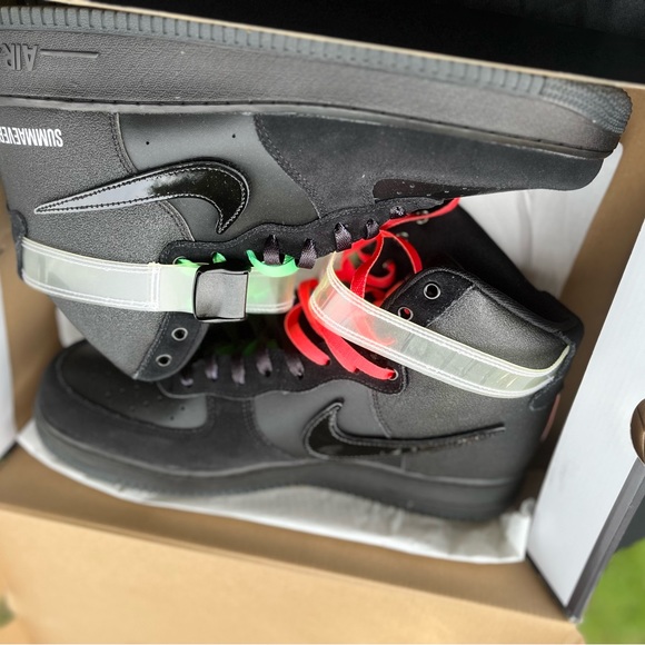 In great shape, gently used and in original box with extra straps & laces main image 8
